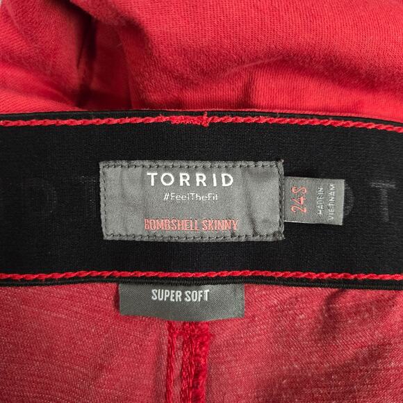 Torrid Bombshell Skinny Red Jeans Size 24S - Picture 3 of 5